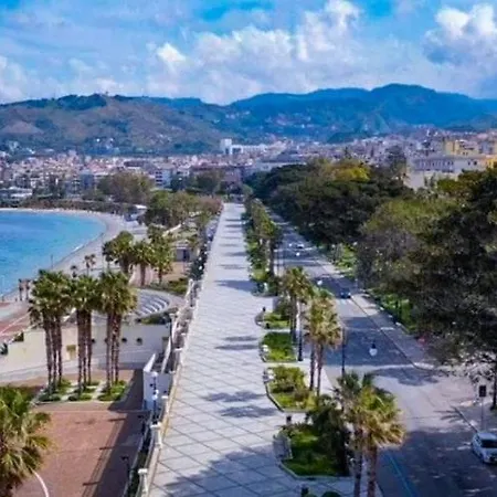 76 Avenue Wi-fi - Shuttle Apartment Reggio Calabria