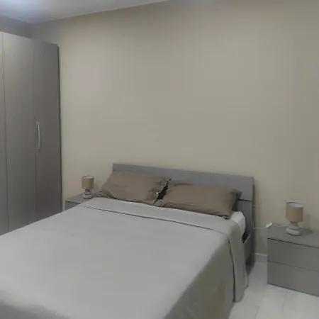 76 Avenue Wi-fi - Shuttle Apartment Reggio Calabria