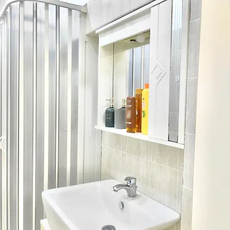 76 Avenue - Appartement