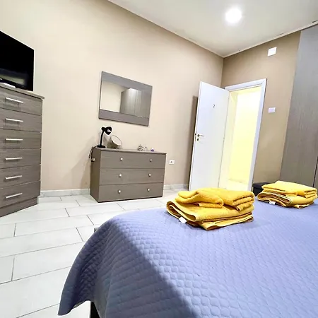 76 Avenue - * Reggio de Calabre