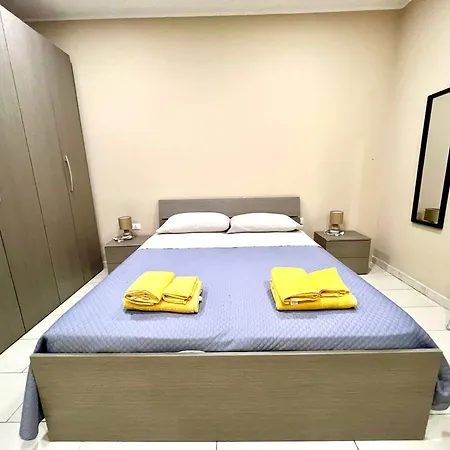 76 Avenue - Apartment