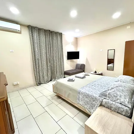 76 Avenue Wi-fi - Shuttle Apartment Reggio Calabria