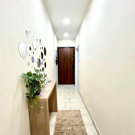 76 Avenue - * Reggio de Calabre